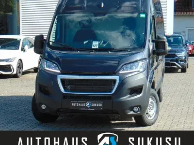 Neu Peugeot Boxer 165 PS (121 kW) 2025 Grau Van