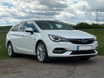 Używany Opel Astra 122 KM (89 kW) 2020 Biały Kombi