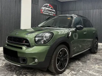 Usata Mini Cooper S Countryman 190 CV (139 kW) 2016 Verde SUV