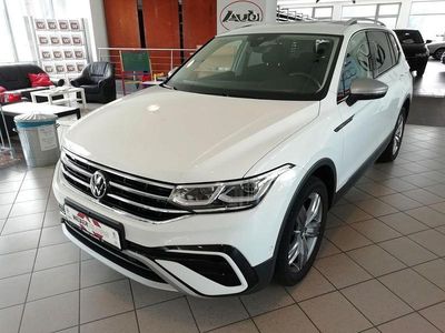 Pure white Gebraucht 2023 VW Tiguan Allspace Elegance SUV | 37.890 € (Fairer Preis)