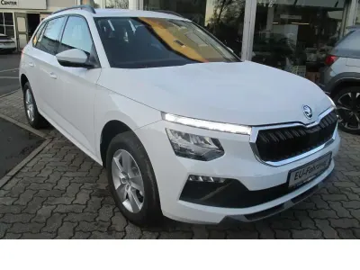 Gebraucht Skoda Kamiq Selection 150 PS (110 kW) 2025 Moonweissmetallic SUV