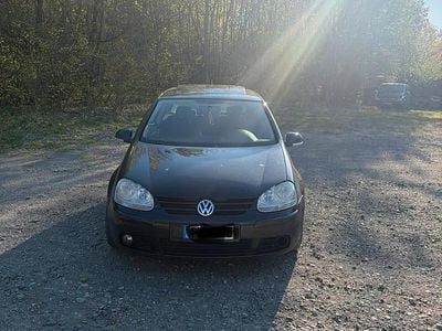 Usata VW Golf IV 102 CV (75 kW) 2006 Nero Utilitaria