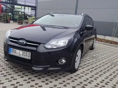 Używany Ford Focus Titanium 150 KM (110 kW) 2012 Czarny Kombi