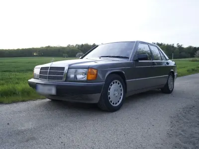 Gebraucht Mercedes 190 Sportline 118 PS (86 kW) 1989 Grau Limousine