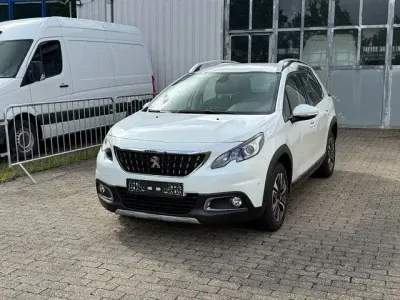 Gebraucht Peugeot 2008 Allure 110 PS (80 kW) 2018 SUV