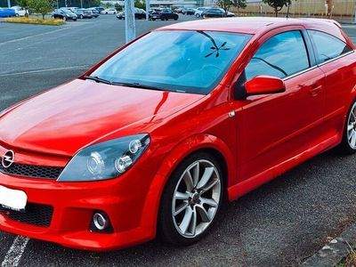 Opel Astra GTC