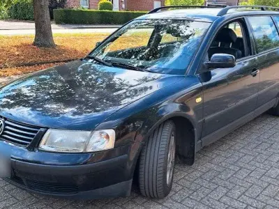 Gebraucht VW Passat 115 PS (84 kW) 1999 Schwarz Kombi