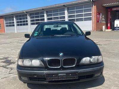 Second-hand BMW 520 170 CP (125 kW) 2000 Negru Berlinǎ