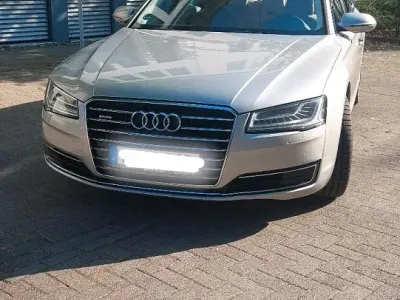 Gebraucht Audi A8 Comfort 385 PS (283 kW) 2014 Andere farben Limousine
