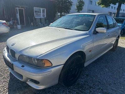 BMW 525