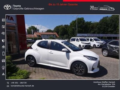 Gebraucht Toyota Yaris Hybrid Team 116 PS (85 kW) 2023 Schneeweiß Kleinwagen