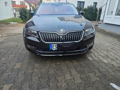 Gebraucht Skoda Superb LAURIN & KLEMENT 190 PS (139 kW) 2016 Braun Kombi