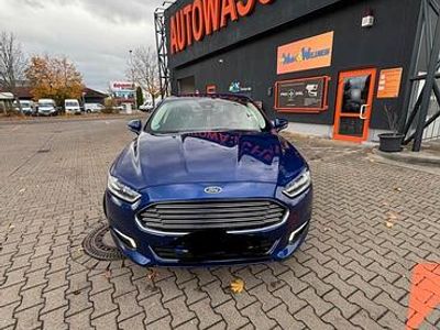 Gebraucht Ford Mondeo 120 PS (88 kW) 2017 Blau Limousine