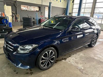 Gebraucht Mercedes C200 160 PS (117 kW) 2020 Blau Kombi