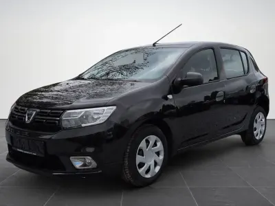 Gebraucht Dacia Sandero 73 PS (53 kW) 2019 Schwarz Limousine