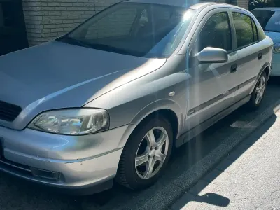 Usata Opel Astra 2001 Grigio Berlina