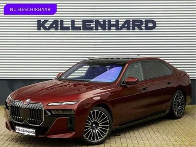 Gebraucht BMW i7 M Sport 334 kW (455 PS) 2024 Rot Limousine