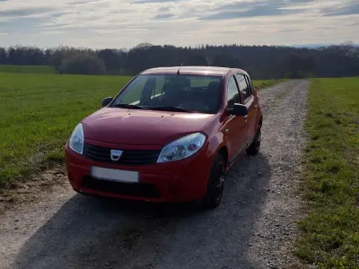 Brugt Dacia Sandero 75 HK (55 kW) 2011 Rød Hatchback