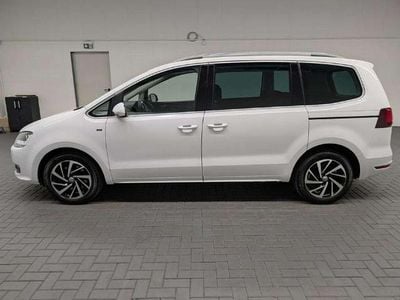 Weiß (purweiss) Gebraucht 2018 VW Sharan Join Van / Kleinbus | 21.700 € (Fairer Preis)