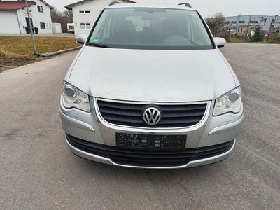 Silber Gebraucht 2008 VW Touran United Van / Kleinbus | 3.990 € (Guter Preis)
