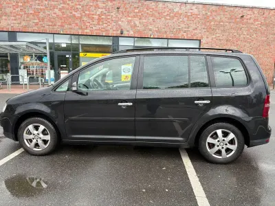 Gebraucht VW Touran Conceptline 105 PS (77 kW) 2005 Schwarz Van / Kleinbus