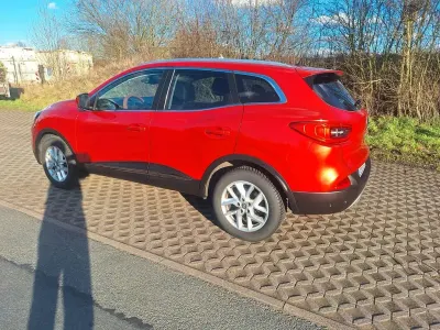 Używany Renault Kadjar Experience 131 KM (96 kW) 2016 Czerwony SUV