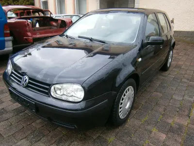 Gebraucht VW Golf IV 101 PS (74 kW) 2002 Schwarz Limousine