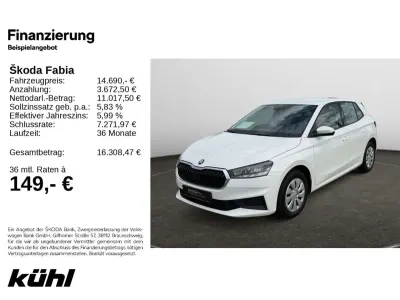 Gebraucht Skoda Fabia Active 65 PS (47 kW) 2023 Candyweiß Kleinwagen