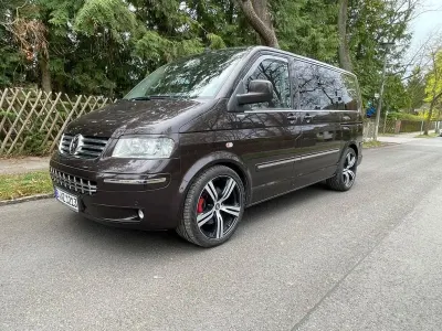 Gebraucht VW Multivan 174 PS (127 kW) 2008 Violet Van / Kleinbus