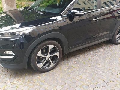 Gebraucht Hyundai Tucson Premium 141 PS (103 kW) 2017 Schwarz SUV