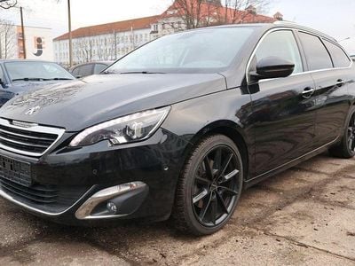 Gebraucht Peugeot 308 SW Allure 150 PS (110 kW) 2015 Schwarz Limousine