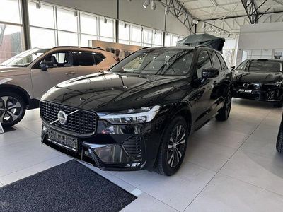 Second-hand Volvo XC60 Plus 197 CP (144 kW) 2022 Negru SUV