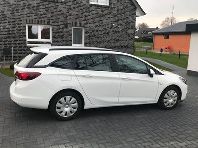 gebraucht Opel Astra ST 1.6 d Sport Tourer Business 81kW