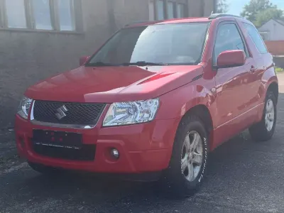 Gebraucht Suzuki Grand Vitara Comfort 106 PS (77 kW) 2007 Rot SUV