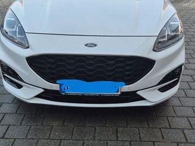 Second-hand Ford Kuga ST-Line X 150 CP (110 kW) 2021 Alb SUV