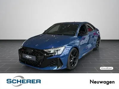 Neu Audi RS3 Advanced 400 PS (294 kW) 2026 Ascariblau metallic (metallic) Limousine