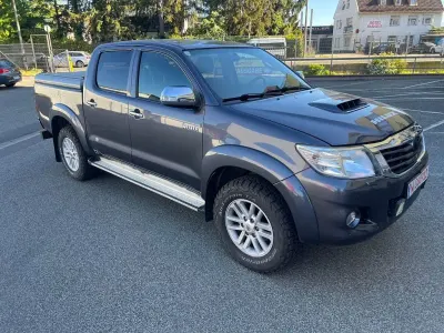 Begagnad Toyota HiLux 171 HK (125 kW) 2012 Grå Pickup