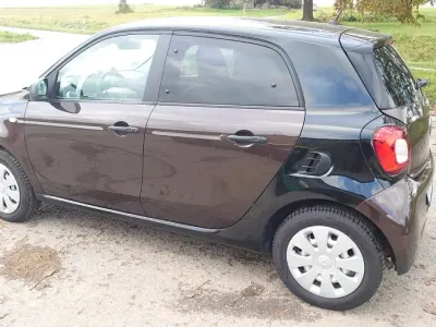 Gebraucht Smart ForFour Basis 90 PS (66 kW) 2018 Braun Kleinwagen
