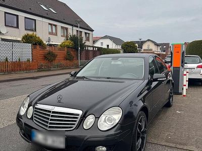 Gebraucht Mercedes E280 190 PS (139 kW) 2006 Schwarz Limousine