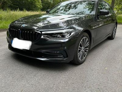 Gebraucht BMW 530 Sport Line 252 PS (185 kW) 2018 Grau Limousine