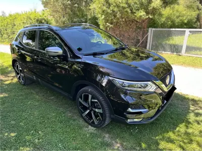 Gebraucht Nissan Qashqai Tekna+ 120 PS (88 kW) 2018 Schwarz SUV