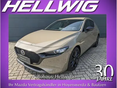 Neu Mazda 3 Nagisa 140 PS (102 kW) 2026 Zircon sand metallic Limousine