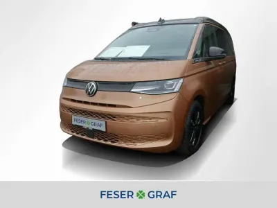 Neu VW California Beach 150 PS (110 kW) 2026 Copper bronze metallic / de... Van