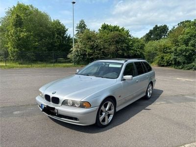 BMW 525