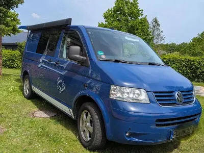 Gebraucht VW T5 131 PS (96 kW) 2009 Blau Van