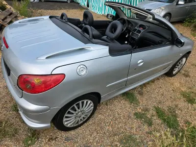 Gebraucht Peugeot 206 136 PS (100 kW) 2003 Grau Cabrio