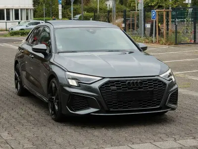 Gebraucht Audi A3 S-Line 200 PS (147 kW) 2022 Grau Limousine