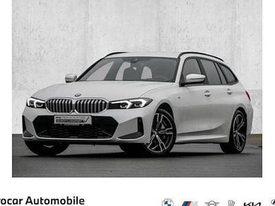 Weiß Gebraucht 2025 BMW 330 M Sport Kombi | 38.999 € (Superpreis)