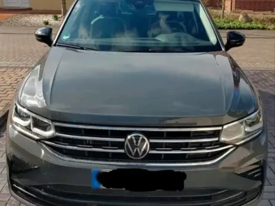 Gebraucht VW Tiguan Sport 150 PS (110 kW) 2022 SUV