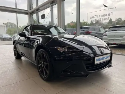 Gebraucht Mazda MX5 Center-Line 131 PS (96 kW) 2016 Onyxschwarz (metallic) Cabrio